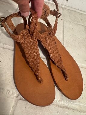 Ecoté Cognac Leather Braided T-Strap Sandals Size 9